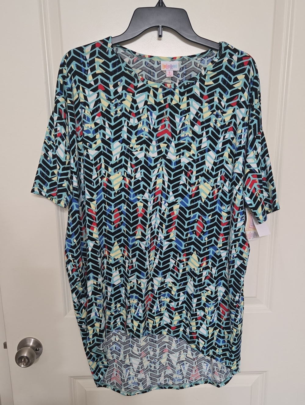 LuLaRoe Black, Teal & Red Chevron-Print Tunic